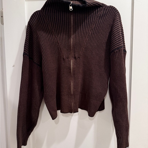 Varley Dark Brown Ribbed Turtleneck Sweater - Picture 4 of 6
